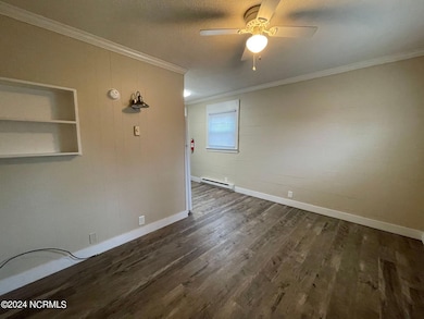 165 Lakewood Dr unit I, Jacksonville, NC 28546 - photo 4