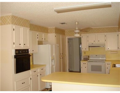 1979 Brenda Lynn Dr, Pineville, LA 71360 - photo 6