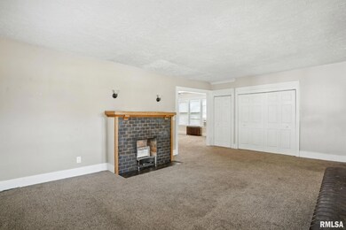 2813 N Main St, Davenport, IA 52803 - photo 5
