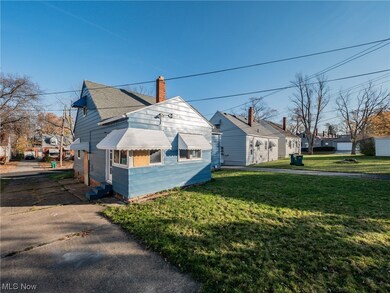 20608 Hansen Rd, Maple Heights, OH 44137 - photo 5