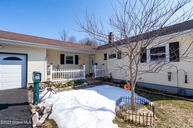 13 St Stephens Ln E Glenville NY mls-31