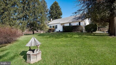 449 Thornton Rd, Cheyney, PA 19319 - photo 3