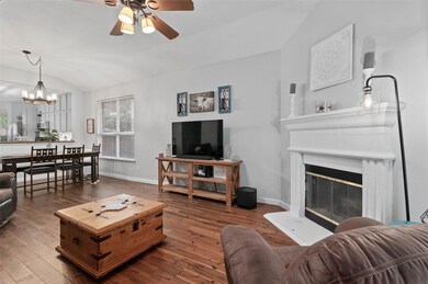 2724 Hilcroft Ave, Denton, TX 76210 - photo 5