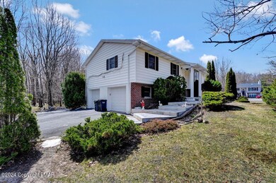 60 Mountain Dr unit R6, Mount Pocono, PA 18344 - photo 2