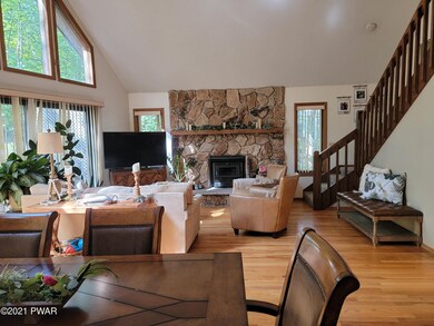 121 Canoe Brook Dr, Hawley, PA 18428 - photo 2