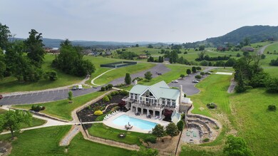 Sunset Bay - Pool-Clubhouse