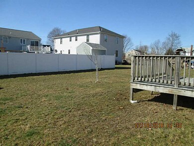 33 Buttonwood St, Bristol, RI 02809 - photo 4