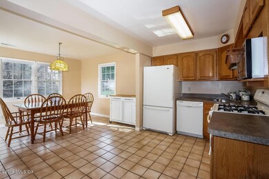 40 Caroline Place, Greenwich, CT 06831 - photo 4