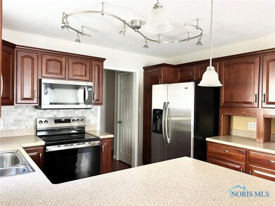 647 Villa S unit 10A, Findlay, OH 45840 - photo 7