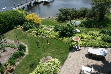 185 Riverside Dr, Wakefield, RI 02879 - photo 6