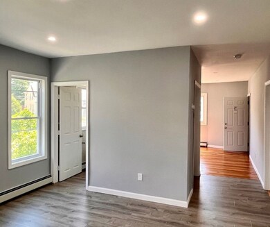 134 Englewood Ave, Pawtucket, RI 02860 - photo 4