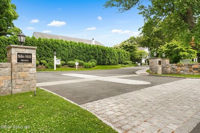 50 Stirrup Ln, Riverside, CT 06878 - photo 2