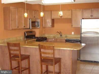 Radnor House unit 122, Bryn Mawr, PA 19010 - photo 6