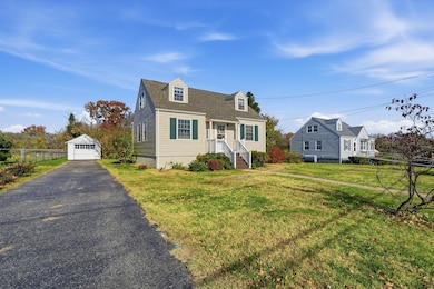 723 Yorkshire St, Salem, VA 24153 - photo 2