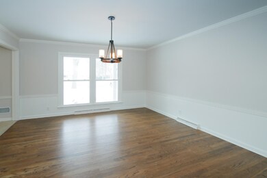 4210 Old Colony-105