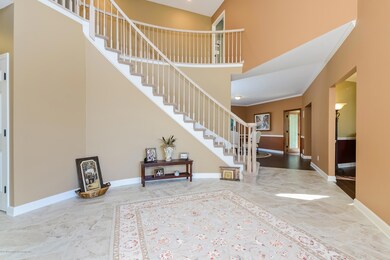 008-Foyer-5092226-large