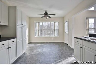 8102 Adams Run Rd, Louisville, KY 40228 - photo 6