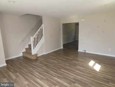 1333 Price St, Marcus Hook, PA 19061 - photo 3