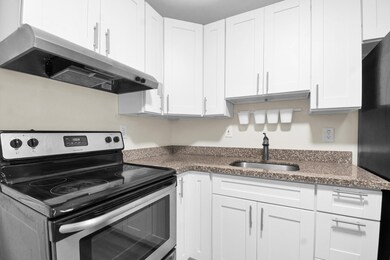 2460 Taylor St, Hollywood, FL 33020 - photo 5