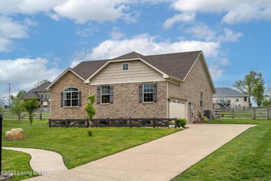 158 Aspen Green Ct, Mount Washington, KY 40047 - photo 3