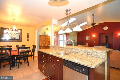 969 Round Top Dr, Annapolis, MD 21409 - photo 2