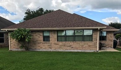 319 Rebecca Dr, Alamo, TX 78516 - photo 2