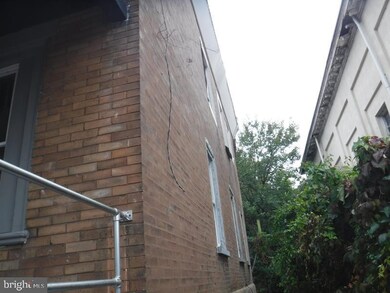 44 E Price St, Philadelphia, PA 19144 - photo 3