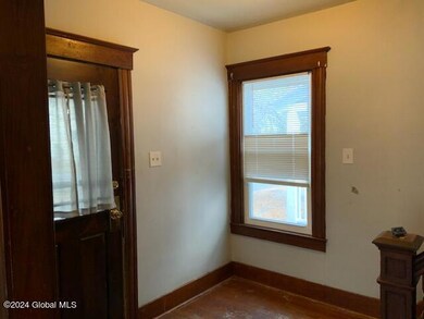 7 William St, Glens Falls, NY 12801 - photo 3