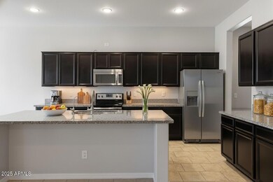 10519 W Raymond St, Tolleson, AZ 85353 - photo 5