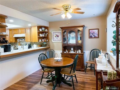 8320 27th St W unit F, University Place, WA 98466 - photo 4