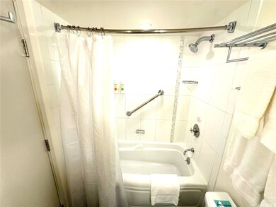 410 Atkinson Dr unit 3429, Honolulu, HI 96814 - photo 7