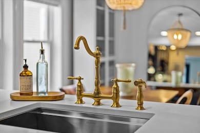 26 Bright St unit C, Burlington, VT 05401 - photo 7