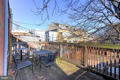 811 S Broadway, Baltimore, MD 21231 - photo 4