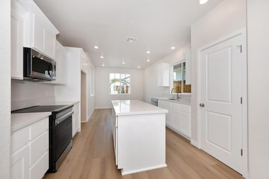 1088 Mallory Ridge St, Roseville, CA 95747 - photo 3