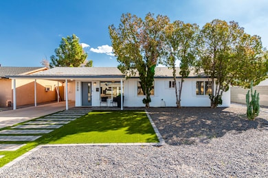 3329 E Palm Ln, Phoenix, AZ 85008 - photo 2