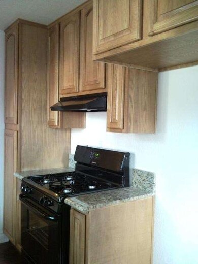 New Stove & Cabinets