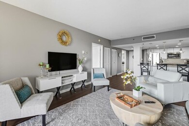 Plaza Tower unit 1108, Tallahassee, FL 32301 - photo 4