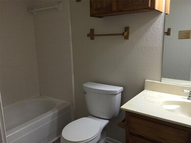 5015 Maryanna Way, North Richland Hills, TX 76180 - photo 4