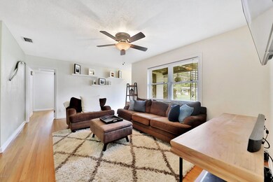 620 Matterhorn Rd, Jacksonville, FL 32216 - photo 4