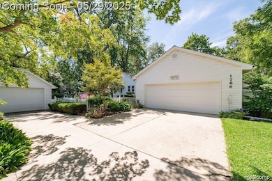 2,240 Fin sqft with two 2-garages