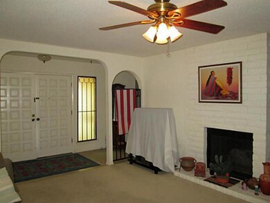 10620 Park View Cir, El Paso, TX 79935 - photo 5