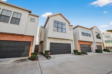 3925 Tulane Oak Dr, Houston, TX 77018 - photo 2