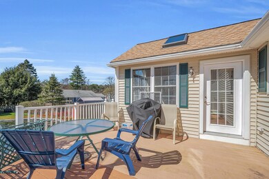 86 Beauview Ave unit 18, Nashua, NH 03064 - photo 5