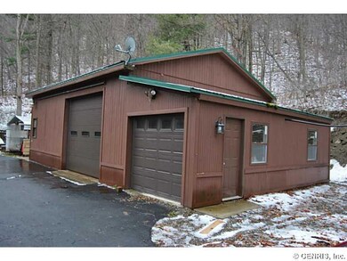 Garage.