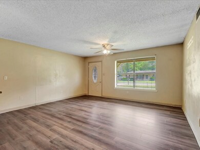 336 Stone Dr, Lufkin, TX 75904 - photo 5