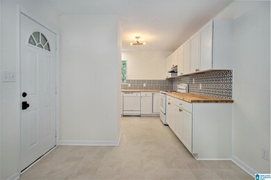 1712 Nancy Ln, Center Point, AL 35215 - photo 6