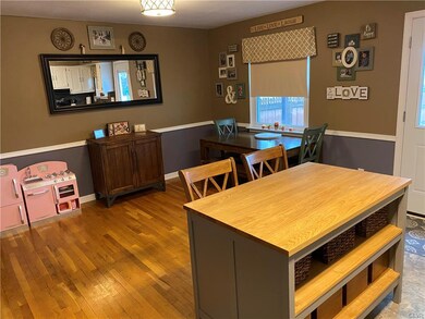 1241 Eagle St, Allentown, PA 18106 - photo 3