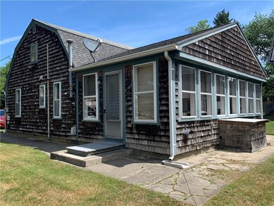 87 Bow St, Jamestown, RI 02835 - photo 2