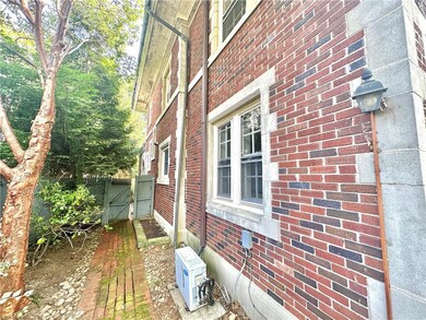 2708 W Washington St unit 2712, Allentown, PA 18104 - photo 4