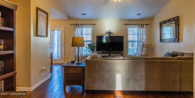 7309 Quindero Run Rd, Louisville, KY 40228 - photo 5